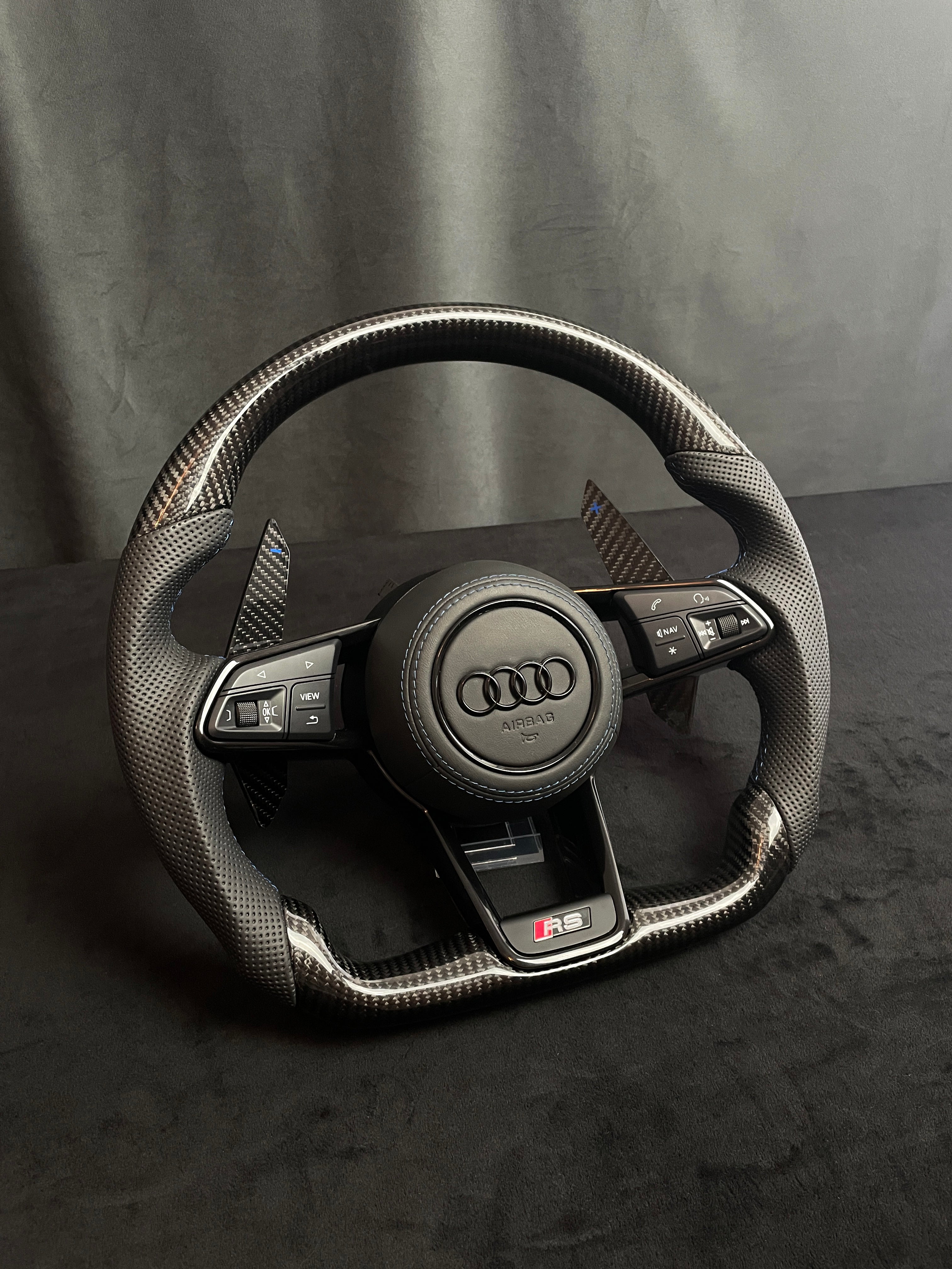 AUDI CARBON FIBER / CUSTOM STEERING WHEEL